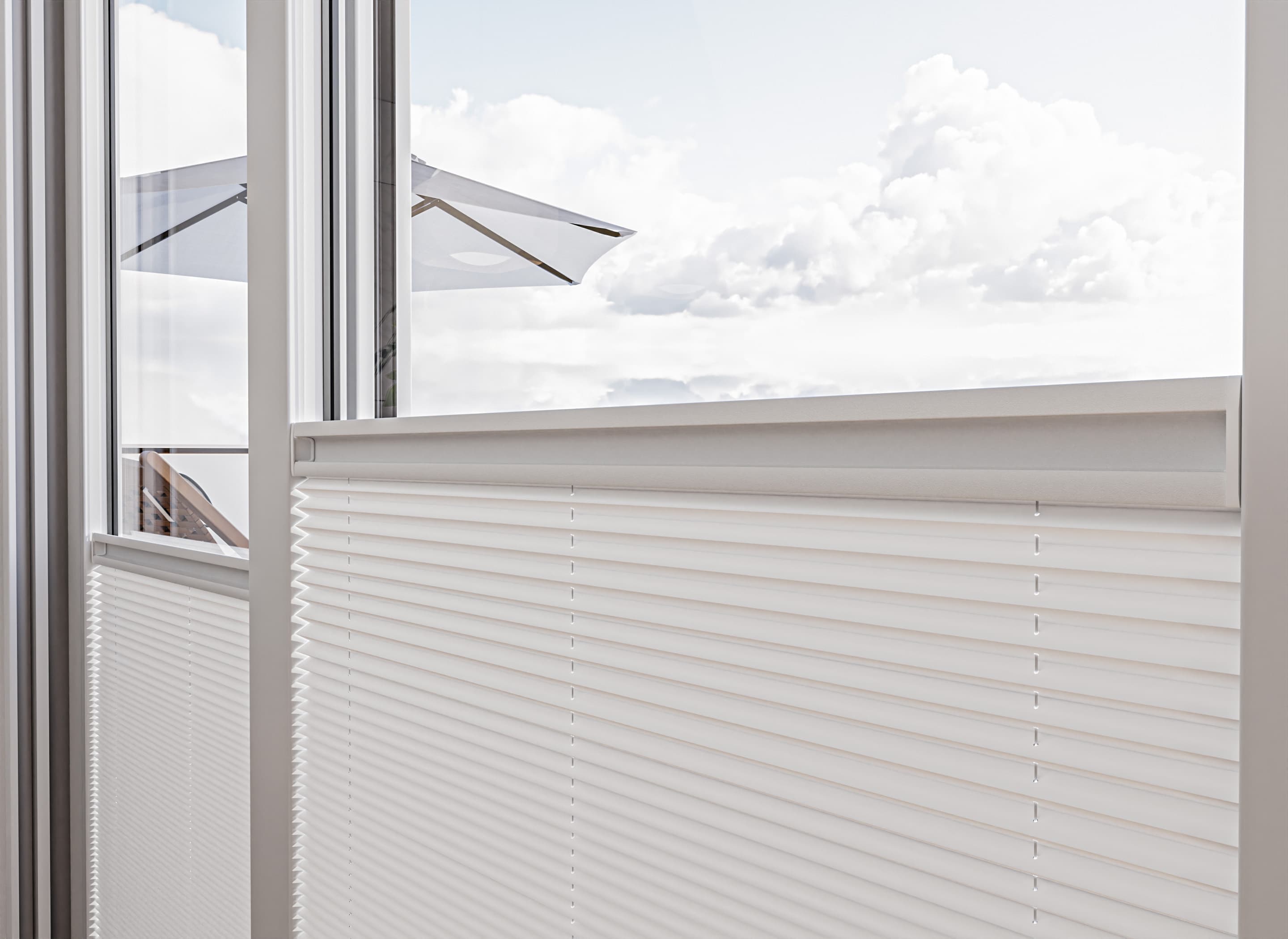 Coben pleated blinds